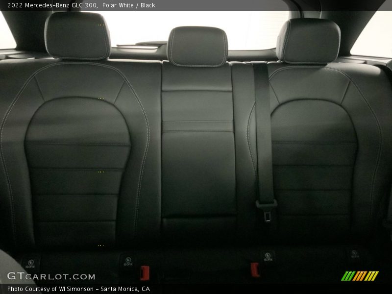 Polar White / Black 2022 Mercedes-Benz GLC 300