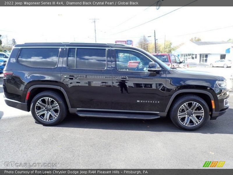 Diamond Black Crystal Pearl / Global Black 2022 Jeep Wagoneer Series III 4x4