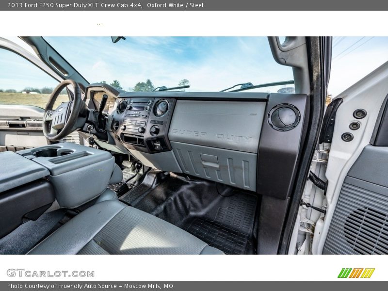 Oxford White / Steel 2013 Ford F250 Super Duty XLT Crew Cab 4x4