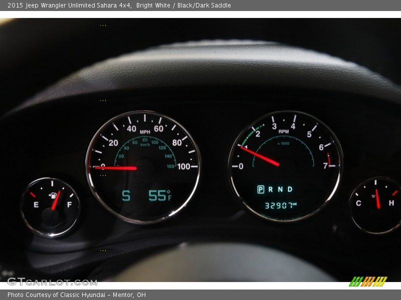 Bright White / Black/Dark Saddle 2015 Jeep Wrangler Unlimited Sahara 4x4