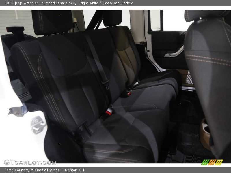 Bright White / Black/Dark Saddle 2015 Jeep Wrangler Unlimited Sahara 4x4