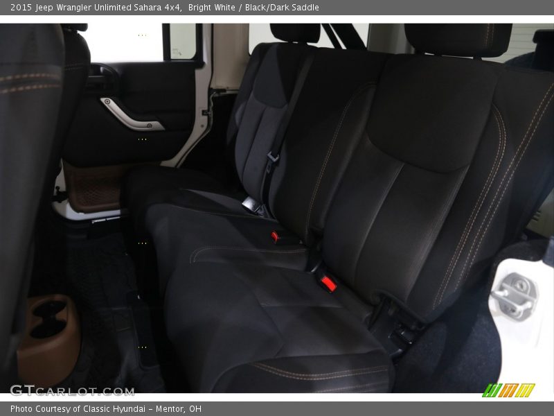 Bright White / Black/Dark Saddle 2015 Jeep Wrangler Unlimited Sahara 4x4