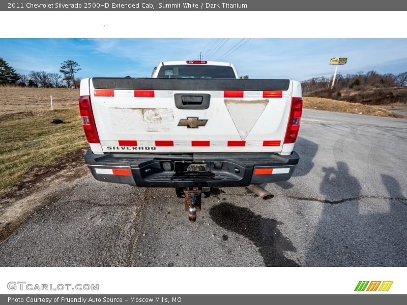 Summit White / Dark Titanium 2011 Chevrolet Silverado 2500HD Extended Cab