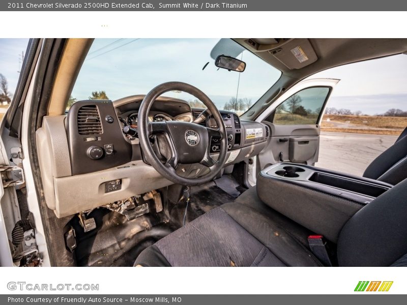 Summit White / Dark Titanium 2011 Chevrolet Silverado 2500HD Extended Cab
