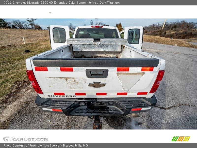 Summit White / Dark Titanium 2011 Chevrolet Silverado 2500HD Extended Cab