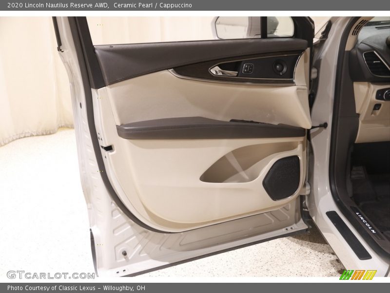 Door Panel of 2020 Nautilus Reserve AWD