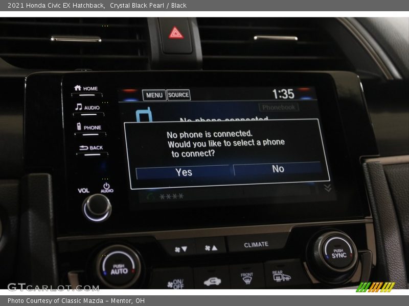 Controls of 2021 Civic EX Hatchback