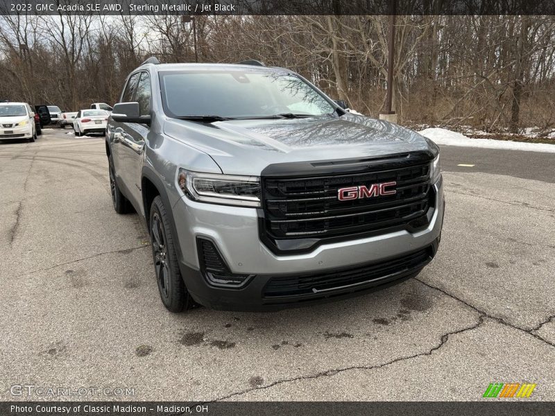 Front 3/4 View of 2023 Acadia SLE AWD