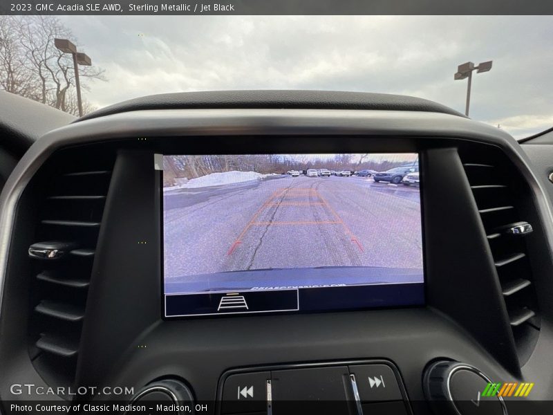 Sterling Metallic / Jet Black 2023 GMC Acadia SLE AWD