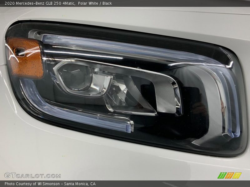 Polar White / Black 2020 Mercedes-Benz GLB 250 4Matic