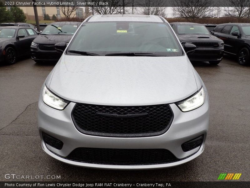 Silver Mist / Black 2023 Chrysler Pacifica Hybrid Limited