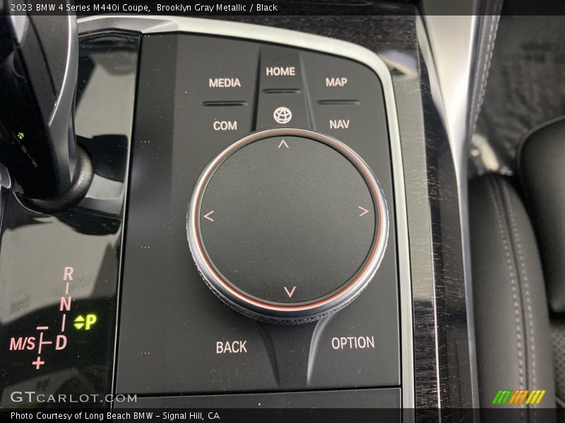 Controls of 2023 4 Series M440i Coupe