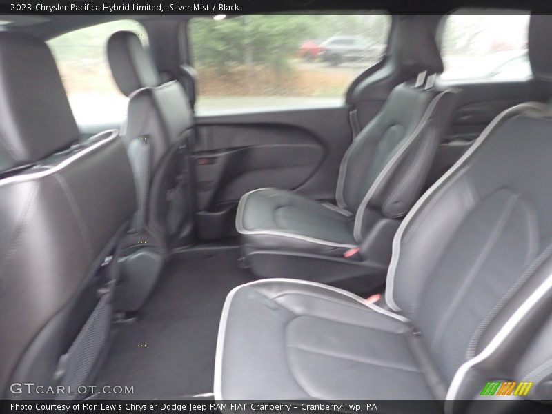 Silver Mist / Black 2023 Chrysler Pacifica Hybrid Limited