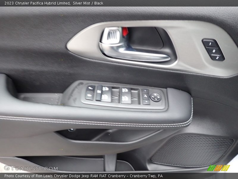 Door Panel of 2023 Pacifica Hybrid Limited