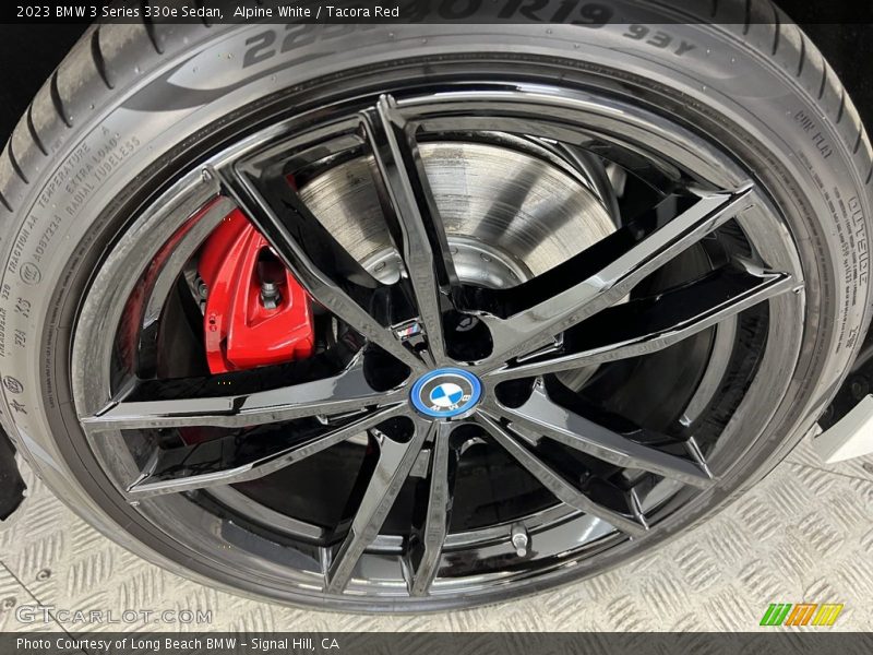 Alpine White / Tacora Red 2023 BMW 3 Series 330e Sedan