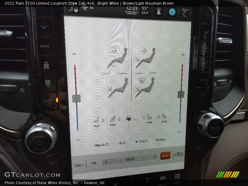 Controls of 2022 3500 Limited Longhorn Crew Cab 4x4