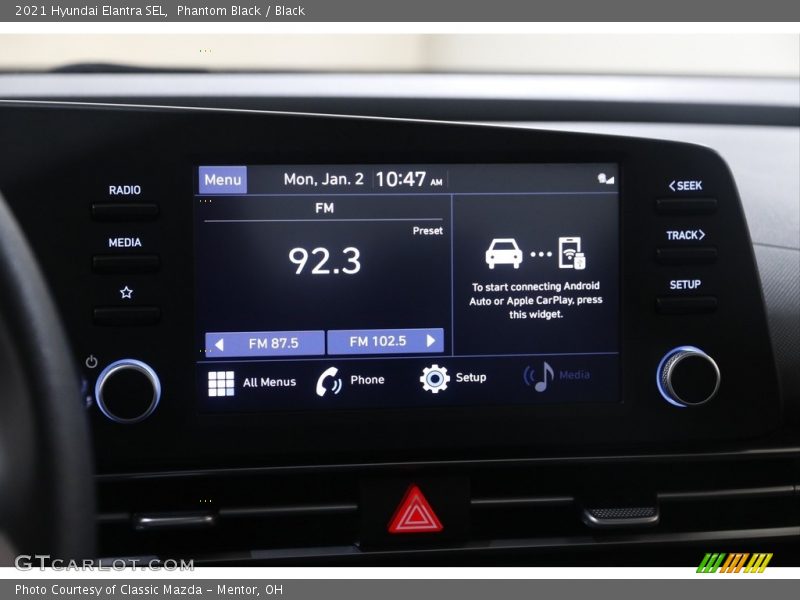 Phantom Black / Black 2021 Hyundai Elantra SEL