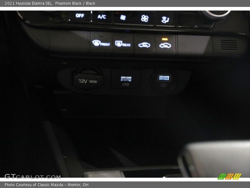Phantom Black / Black 2021 Hyundai Elantra SEL