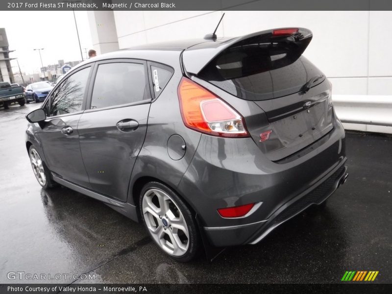 Magnetic / Charcoal Black 2017 Ford Fiesta ST Hatchback