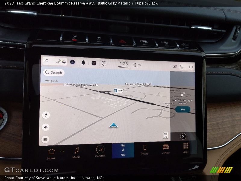 Navigation of 2023 Grand Cherokee L Summit Reserve 4WD