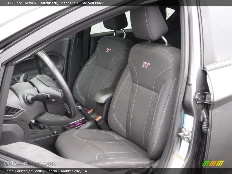Magnetic / Charcoal Black 2017 Ford Fiesta ST Hatchback