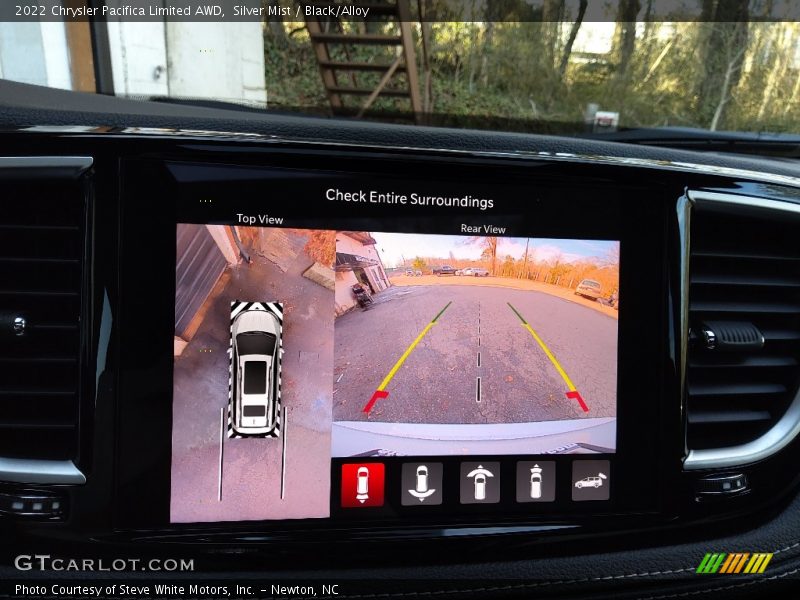 Controls of 2022 Pacifica Limited AWD