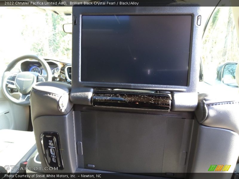 Brilliant Black Crystal Pearl / Black/Alloy 2022 Chrysler Pacifica Limited AWD