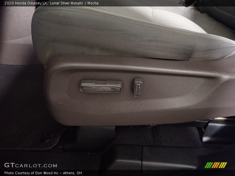 Lunar Silver Metallic / Mocha 2020 Honda Odyssey LX