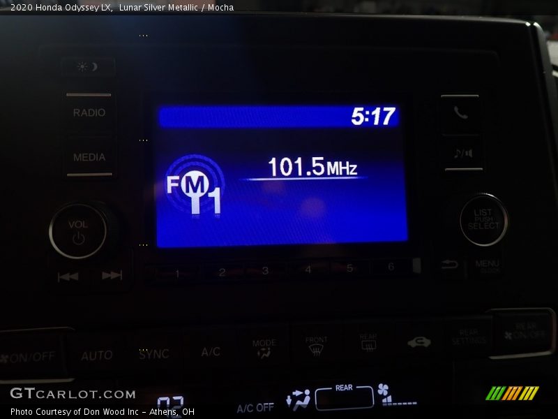 Lunar Silver Metallic / Mocha 2020 Honda Odyssey LX