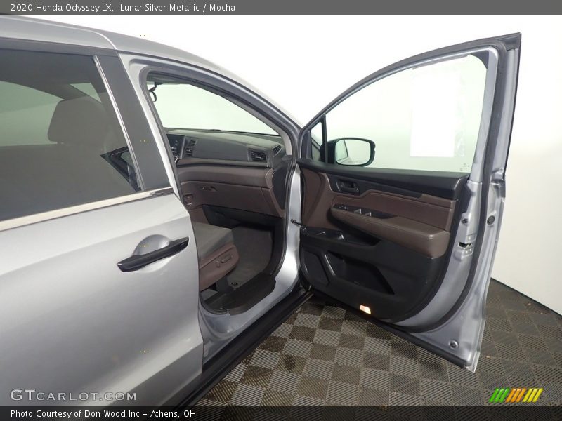 Lunar Silver Metallic / Mocha 2020 Honda Odyssey LX