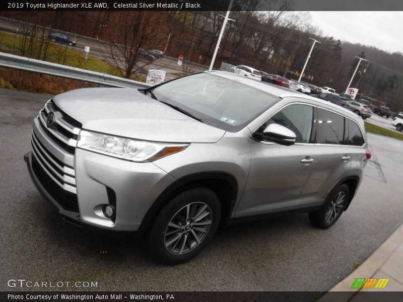 Celestial Silver Metallic / Black 2019 Toyota Highlander XLE AWD