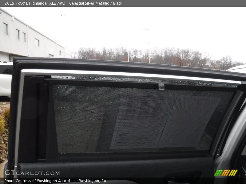 Celestial Silver Metallic / Black 2019 Toyota Highlander XLE AWD