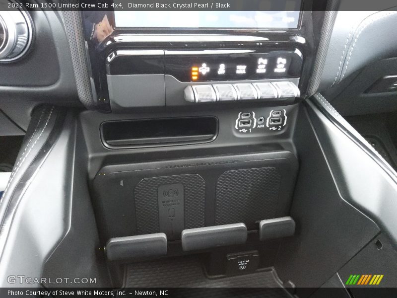 Controls of 2022 1500 Limited Crew Cab 4x4