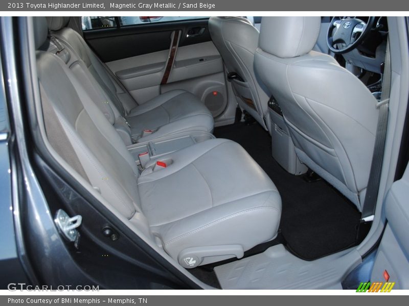 Magnetic Gray Metallic / Sand Beige 2013 Toyota Highlander Limited