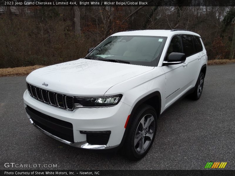 Bright White / Wicker Beige/Global Black 2023 Jeep Grand Cherokee L Limited 4x4