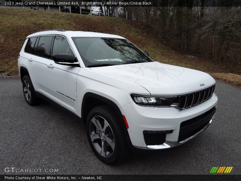 Bright White / Wicker Beige/Global Black 2023 Jeep Grand Cherokee L Limited 4x4