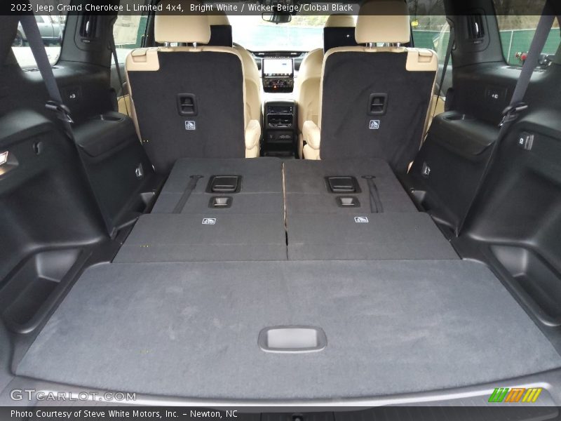 Bright White / Wicker Beige/Global Black 2023 Jeep Grand Cherokee L Limited 4x4