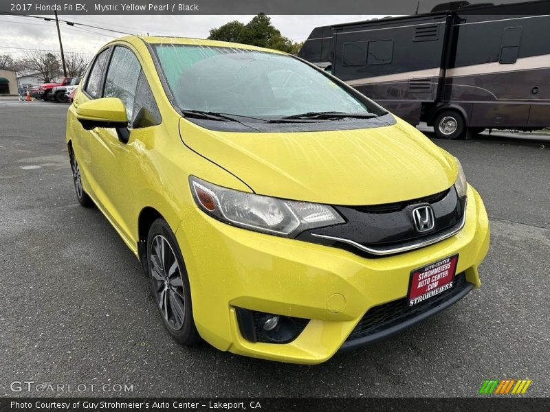 Mystic Yellow Pearl / Black 2017 Honda Fit EX