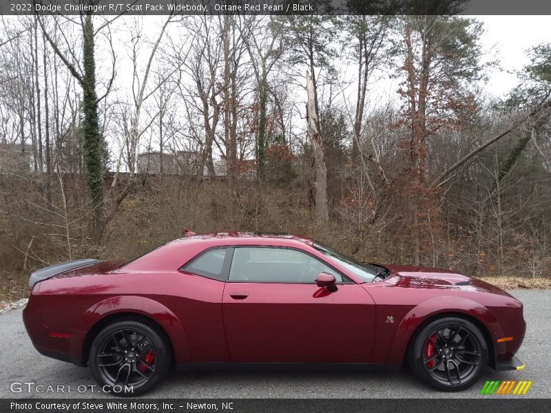 Octane Red Pearl / Black 2022 Dodge Challenger R/T Scat Pack Widebody