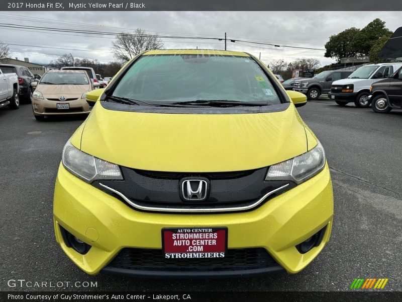 Mystic Yellow Pearl / Black 2017 Honda Fit EX