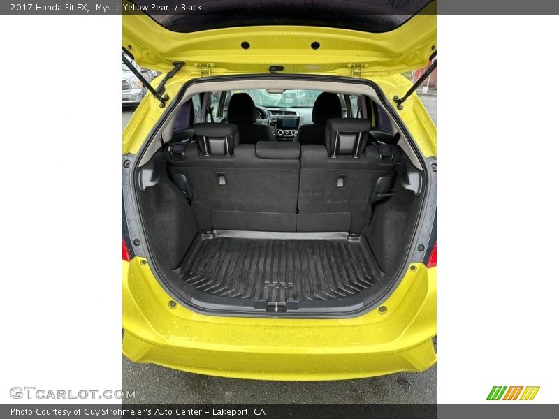 Mystic Yellow Pearl / Black 2017 Honda Fit EX