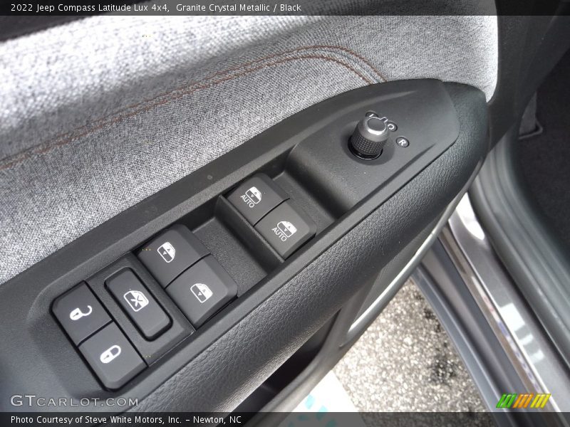 Door Panel of 2022 Compass Latitude Lux 4x4