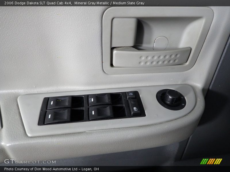 Mineral Gray Metallic / Medium Slate Gray 2006 Dodge Dakota SLT Quad Cab 4x4