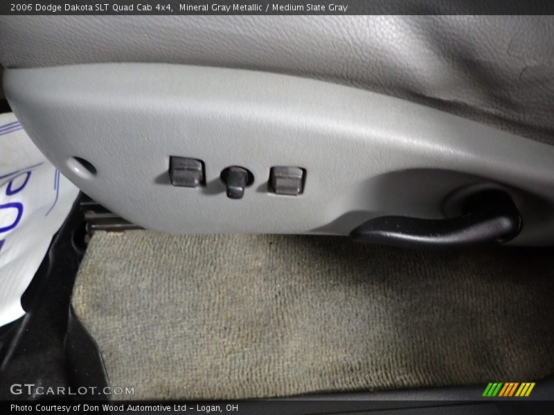 Mineral Gray Metallic / Medium Slate Gray 2006 Dodge Dakota SLT Quad Cab 4x4