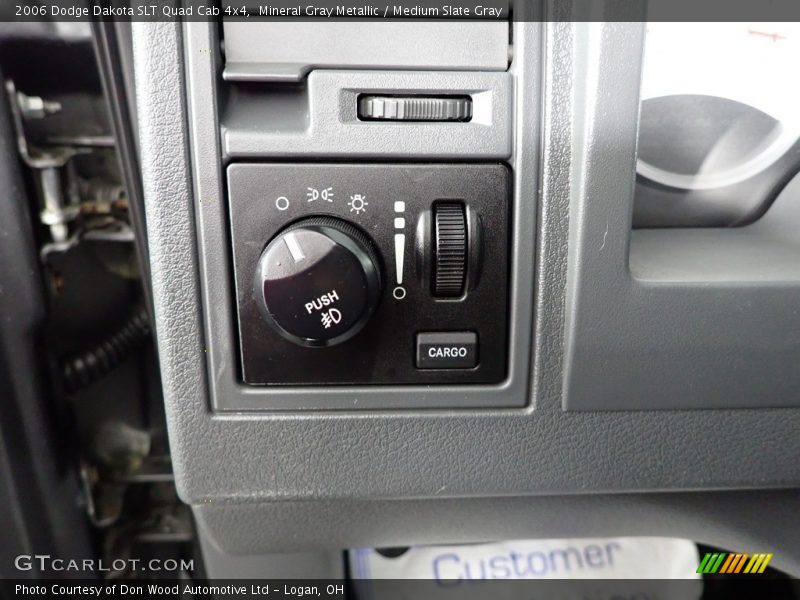 Mineral Gray Metallic / Medium Slate Gray 2006 Dodge Dakota SLT Quad Cab 4x4