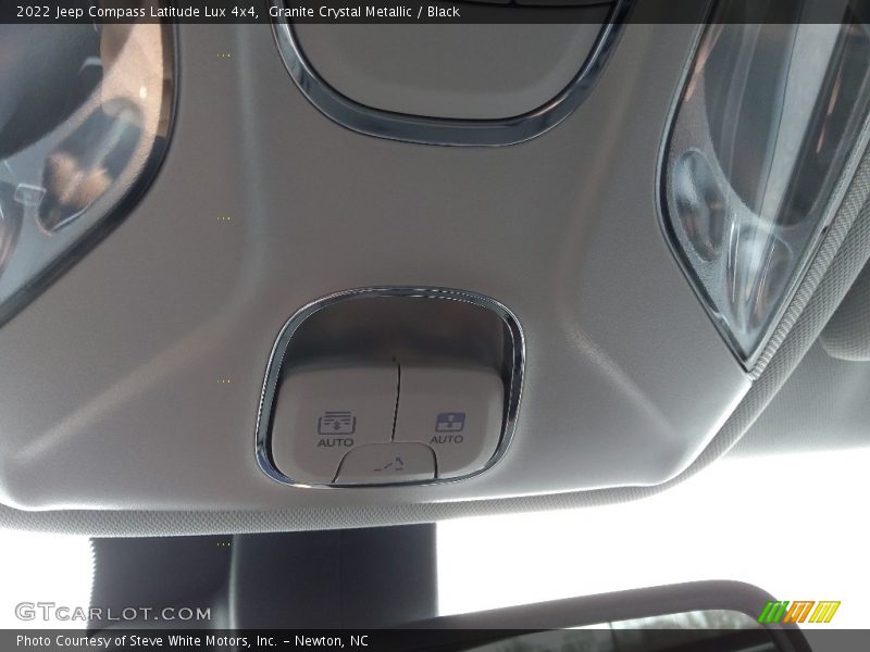 Granite Crystal Metallic / Black 2022 Jeep Compass Latitude Lux 4x4
