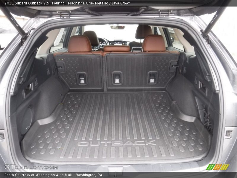  2021 Outback 2.5i Touring Trunk