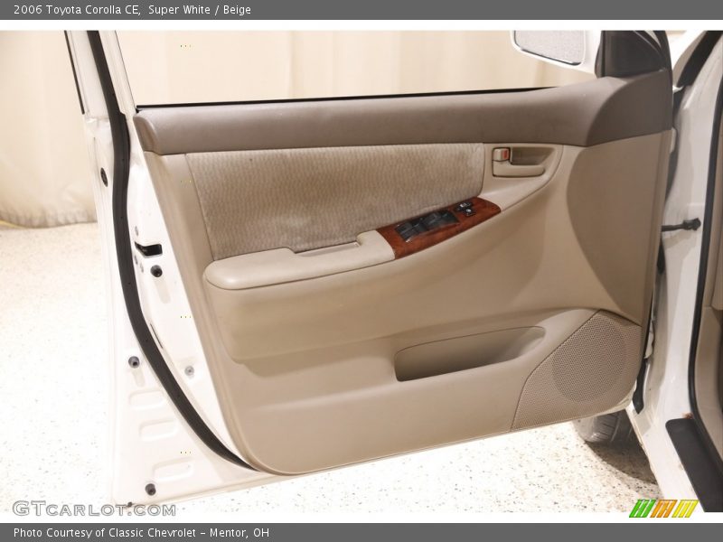 Super White / Beige 2006 Toyota Corolla CE