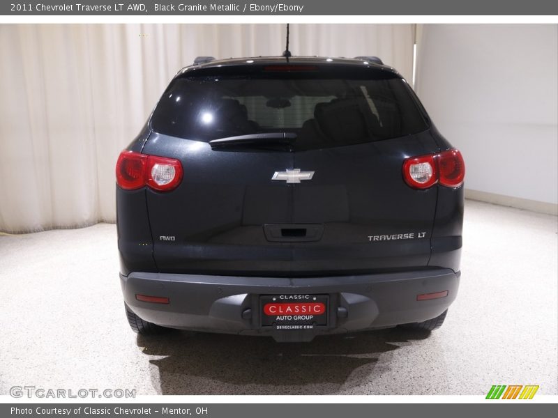 Black Granite Metallic / Ebony/Ebony 2011 Chevrolet Traverse LT AWD
