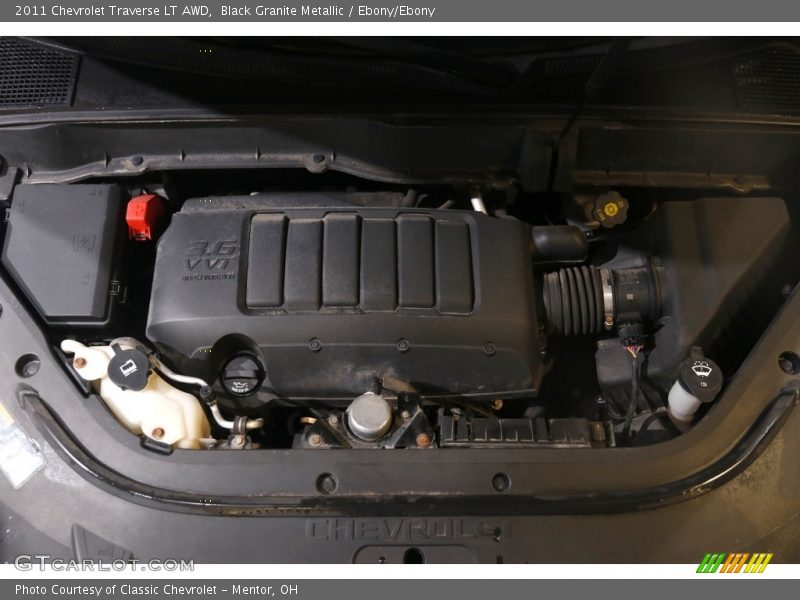 Black Granite Metallic / Ebony/Ebony 2011 Chevrolet Traverse LT AWD